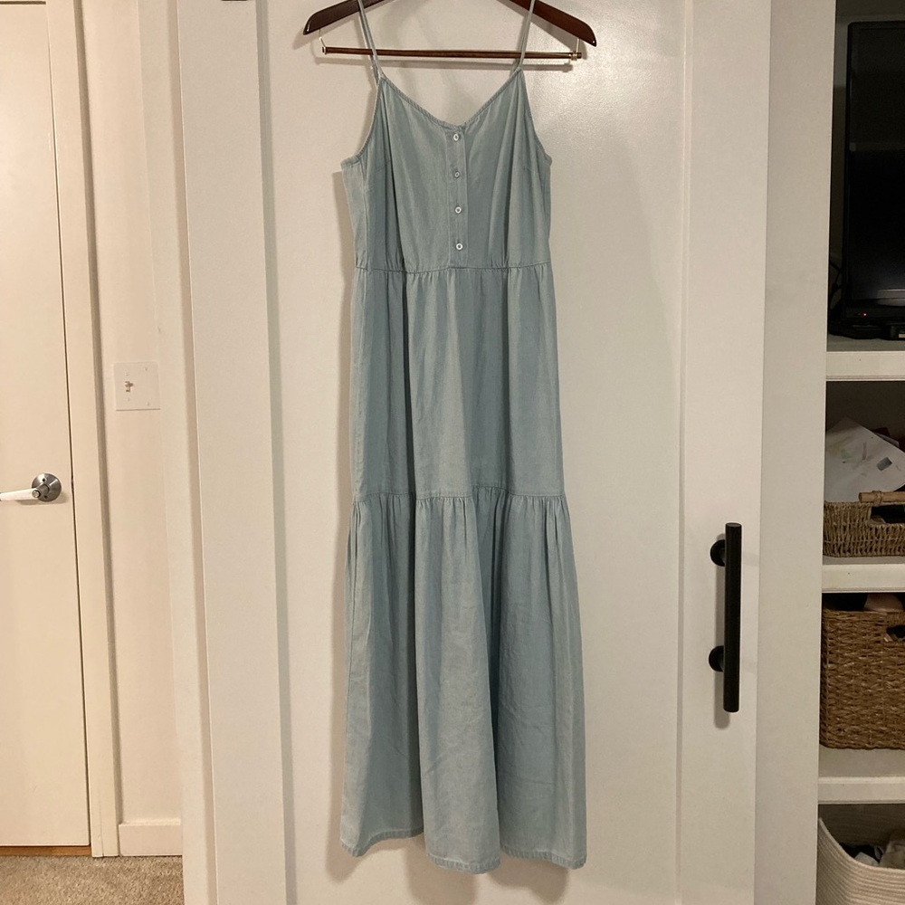Universal thread chambray maxi dress